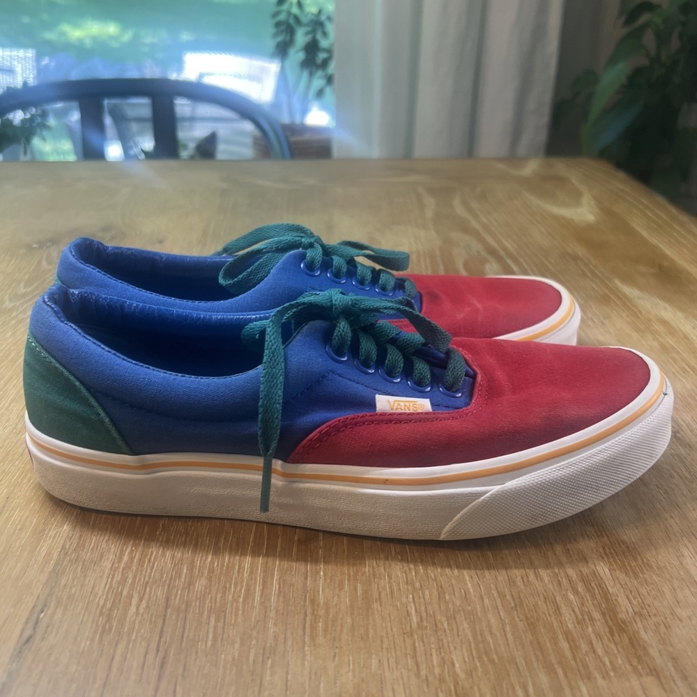 Vans Old‎ Skool Yacht Club Men's Size 7 Women's Size 8.5 Skate Shoes VN0A38G1R1Q